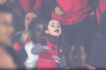 VIDEO | “Que se vayan todos...”: hinchas de Newell’s le dedicaron famoso canto a su equipo