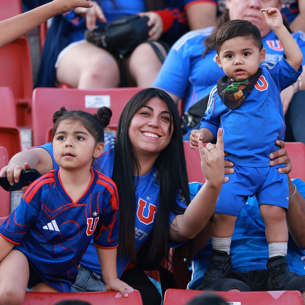 Candidato a rector de la U. de Chile exige revisión del acuerdo con Azul Azul: “El club es un patrimonio”