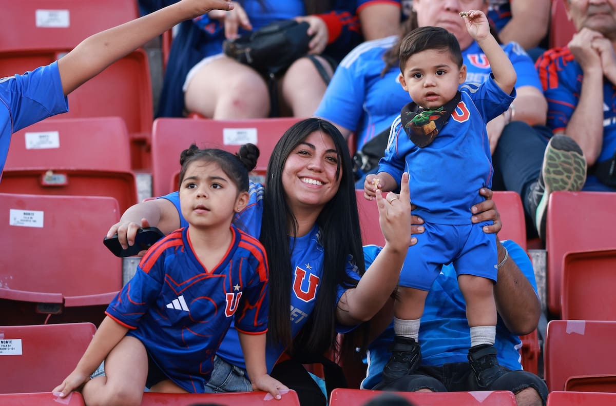 Candidato a rector de la U. de Chile exige revisión del acuerdo con Azul Azul: “El club es un patrimonio”