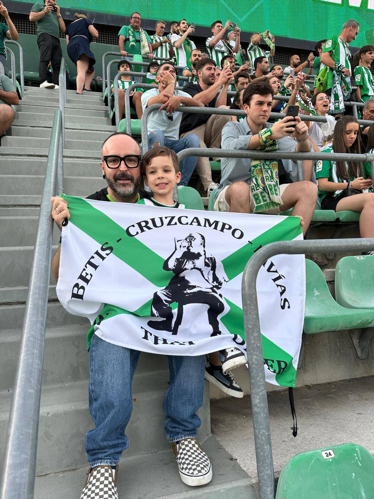 José Limones, hincha fanático del Betis y gran defensor de Manuel Pellegrini, cree que el proceso del Ingeniero está llegando a su fin.