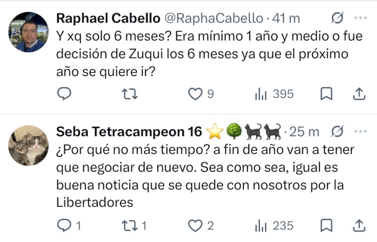Hinchas de la UC mostraron su enojo ante la renovación.