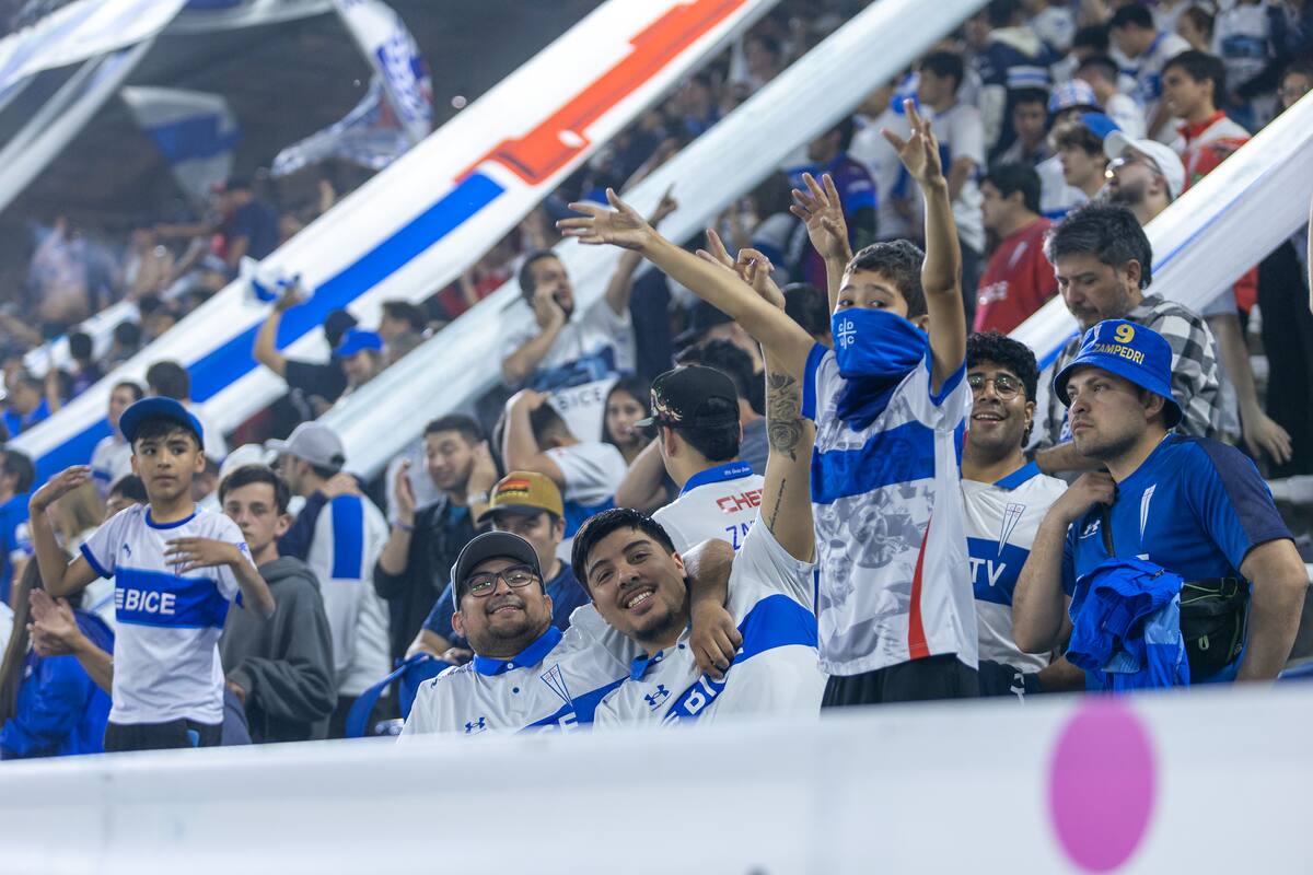 Cruzados lanzó un comunicado pidiendo levantar restricciones para sus hinchas en Viña del Mar. Foto: Felipe Escobedo