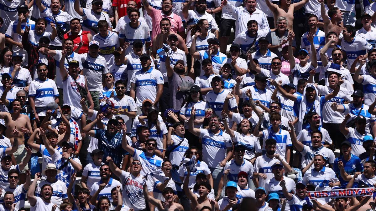 Referente de la UC pide “expulsión perpetua” del Claro Arena para los hinchas que protagonicen incidentes