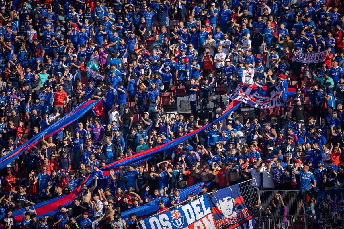 van agotando las entradas para el duelo por Copa Sudamericana. Foto: Felipe Escobedo