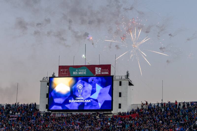 Tienen pocas alternativas para ver el partido.
