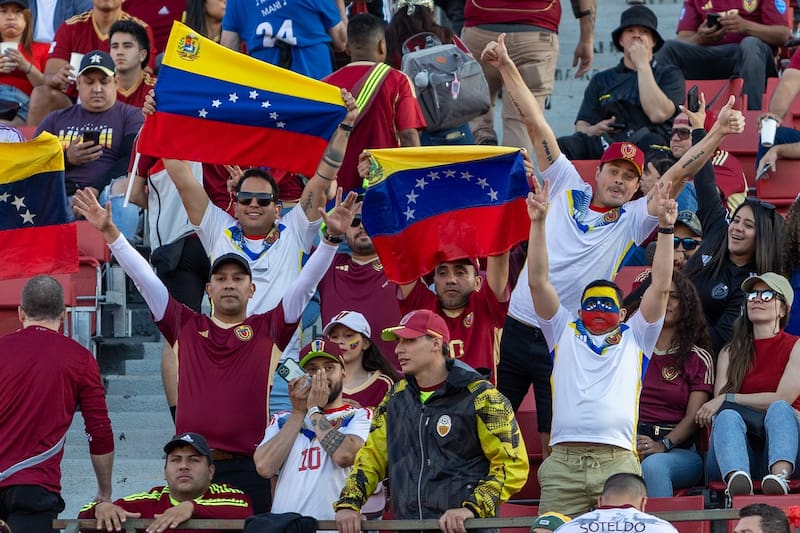 Hinchas venezolanos en Eliminatorias Sudamericanas. Foto: Felipe Escobedo