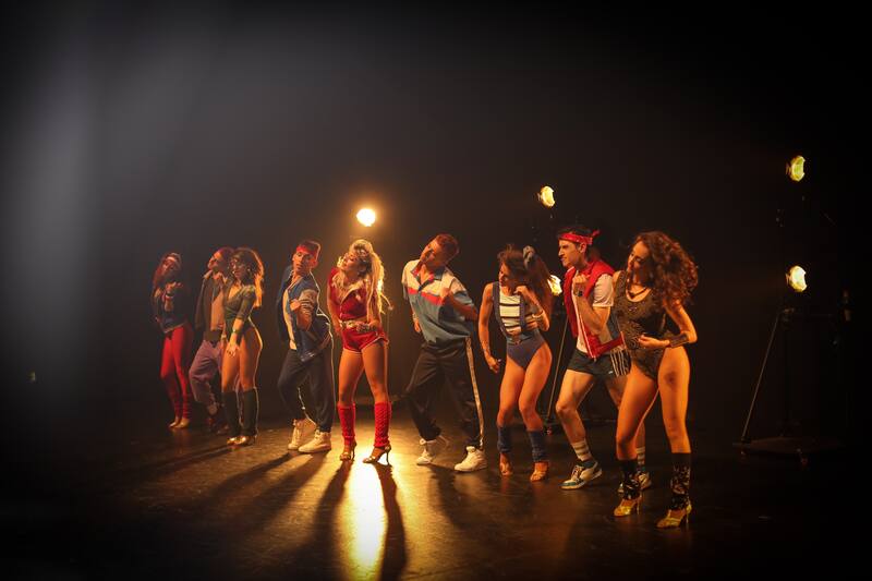 Elenco HIT