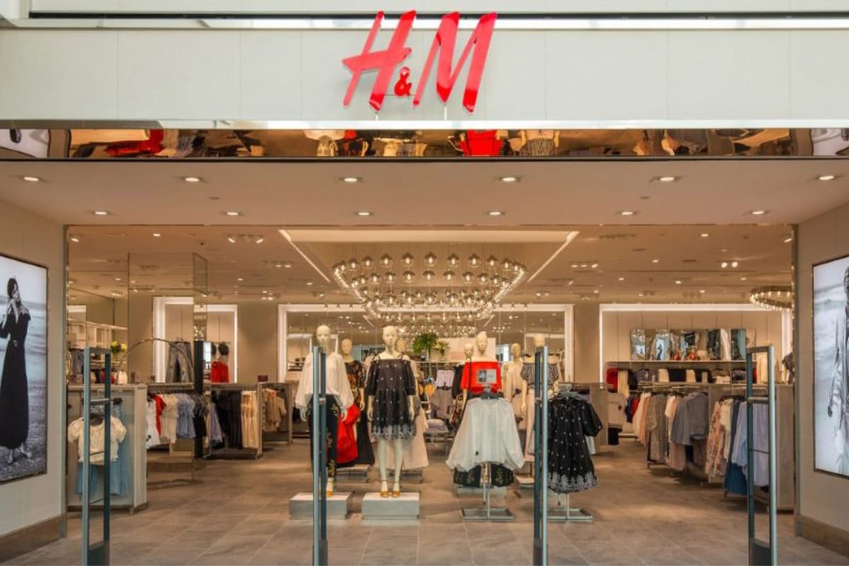 La situación ocurrió en el local del Costanera Center.