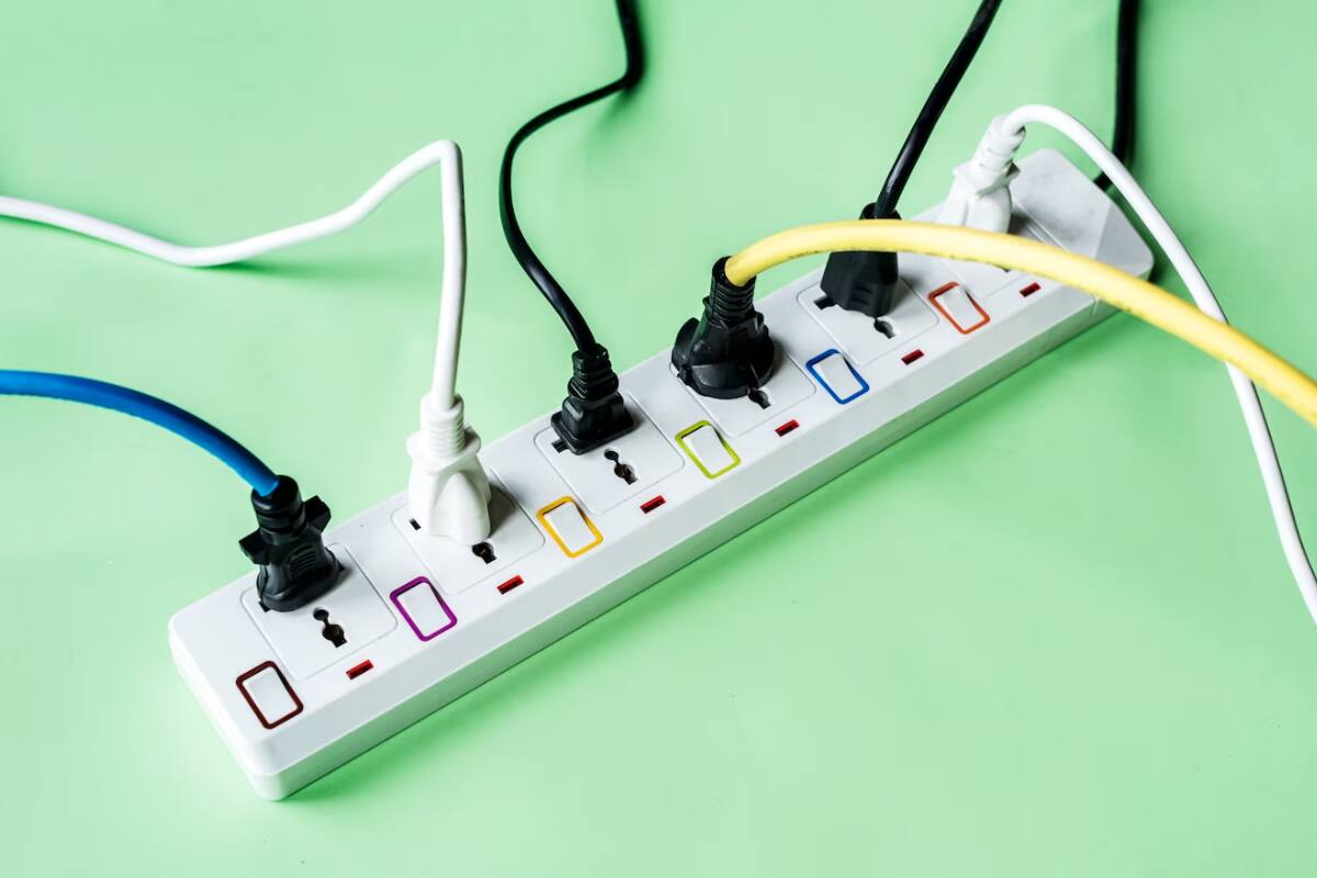 Al desenchufar estos aparatos podrás ahorrar en tu próxima cuenta de la luz.