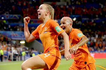 Holanda avanzó a la final de la Copa del Mundo Femenina tras vencer a Suecia en un sufrido partido