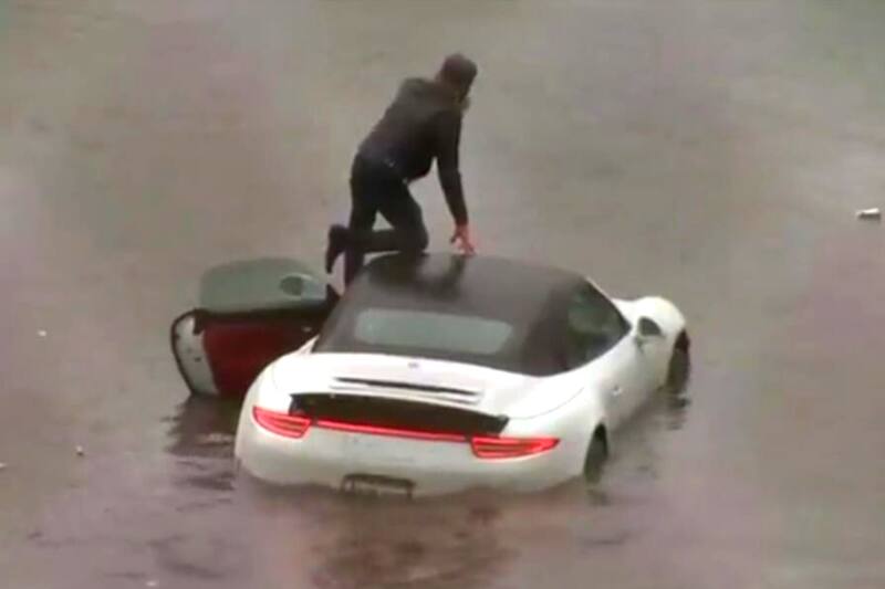 Inundaciones en California provocan serios estragos en las calles.
Crédito: Captura de video.