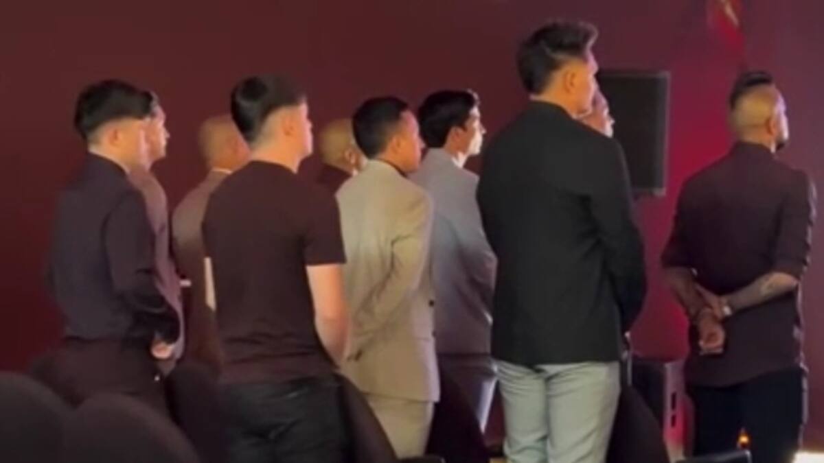 Arturo Vidal fue protagonista en minuto de silencio por Sandrino Castec