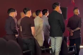 Arturo Vidal fue protagonista en minuto de silencio por Sandrino Castec