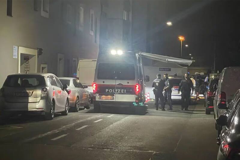 La joven pidió ayuda a compañeros de trabajo. Créditos: wien.orf.at