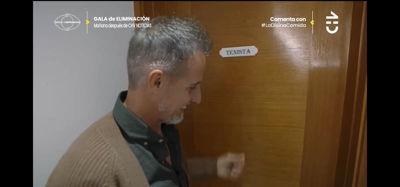 Fue directo a la habitación de su hijo.