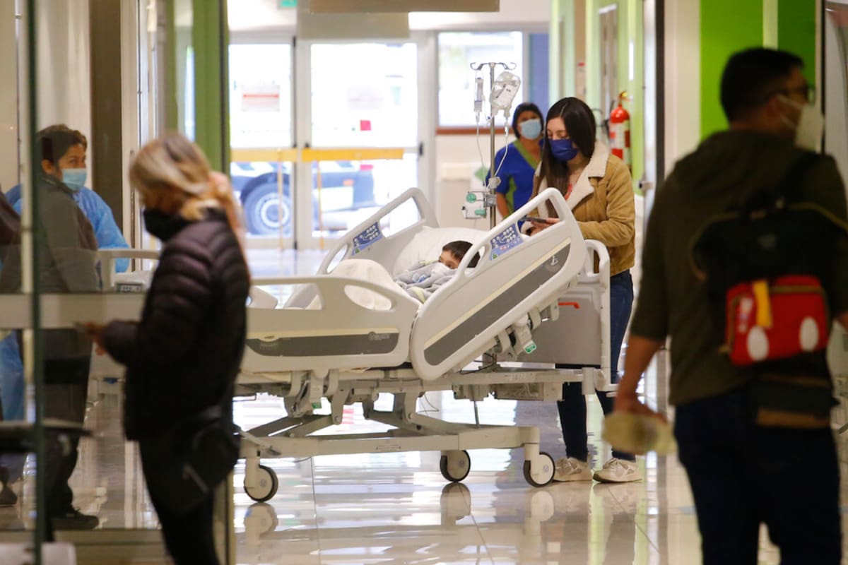 El factor en común entre los recintos de salud afectados es que todos están siendo construidos a través de concesiones.