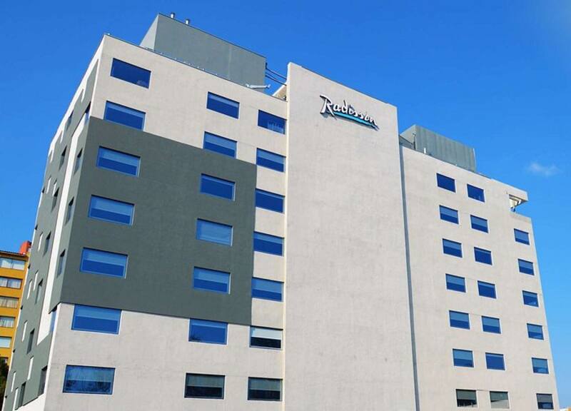 Es administrado desde el 2018 por Hotel Curicó SpA.