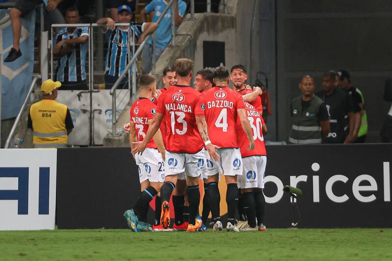 Le gana 2-0 a Gremio por Copa Libertadores. Foto: Maxi Franzoi/AGIF/Photosport