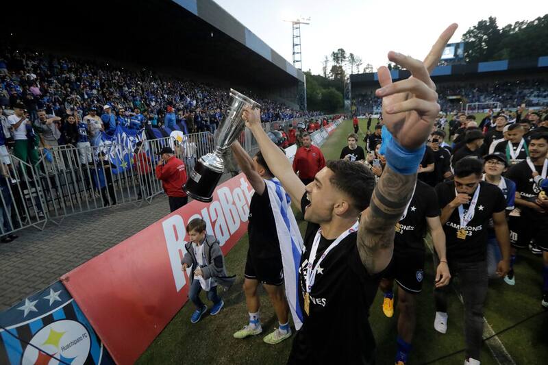 Nicolás Ramírez podría estar viviendo sus últimos días como jugador de Huachipato. Foto: Aton.
