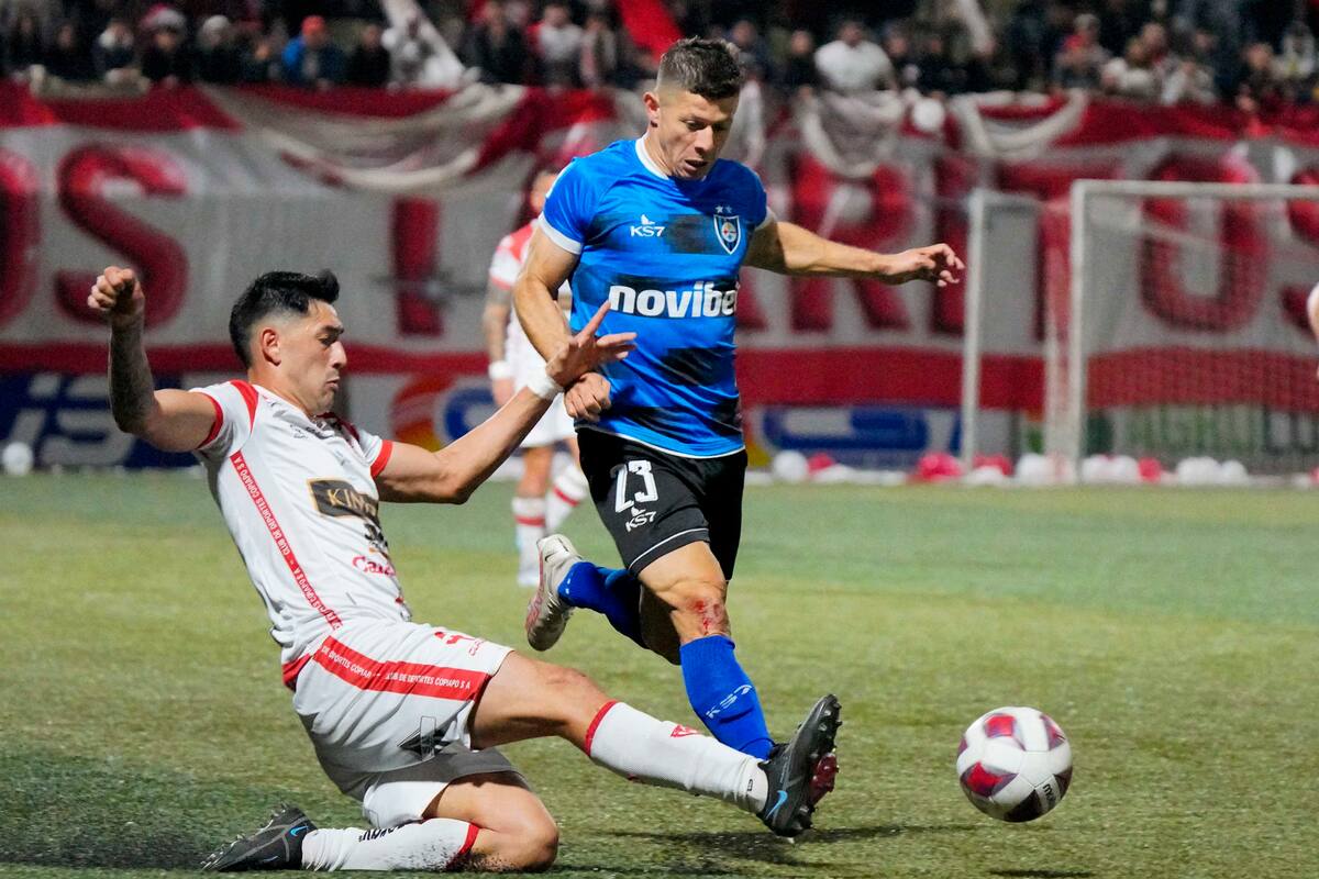 Huachipato es el lider del Campeonato Nacional 2023 tras jugarse las primeras 10 fechas (Foto: Aton)