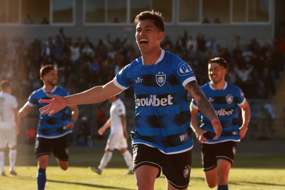 Maximiliano Rodríguez volvió al club. Foto: Agencia Aton.