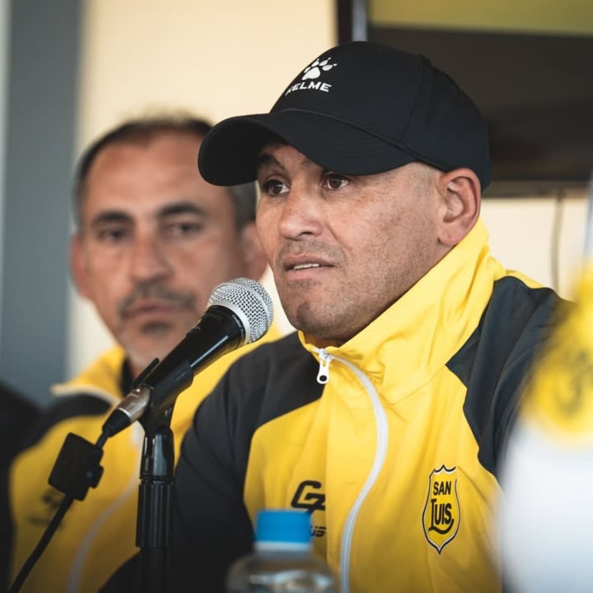 “Término de contrato”: Humberto Suazo libera un cupo extranjero en San Luis para la Primera B