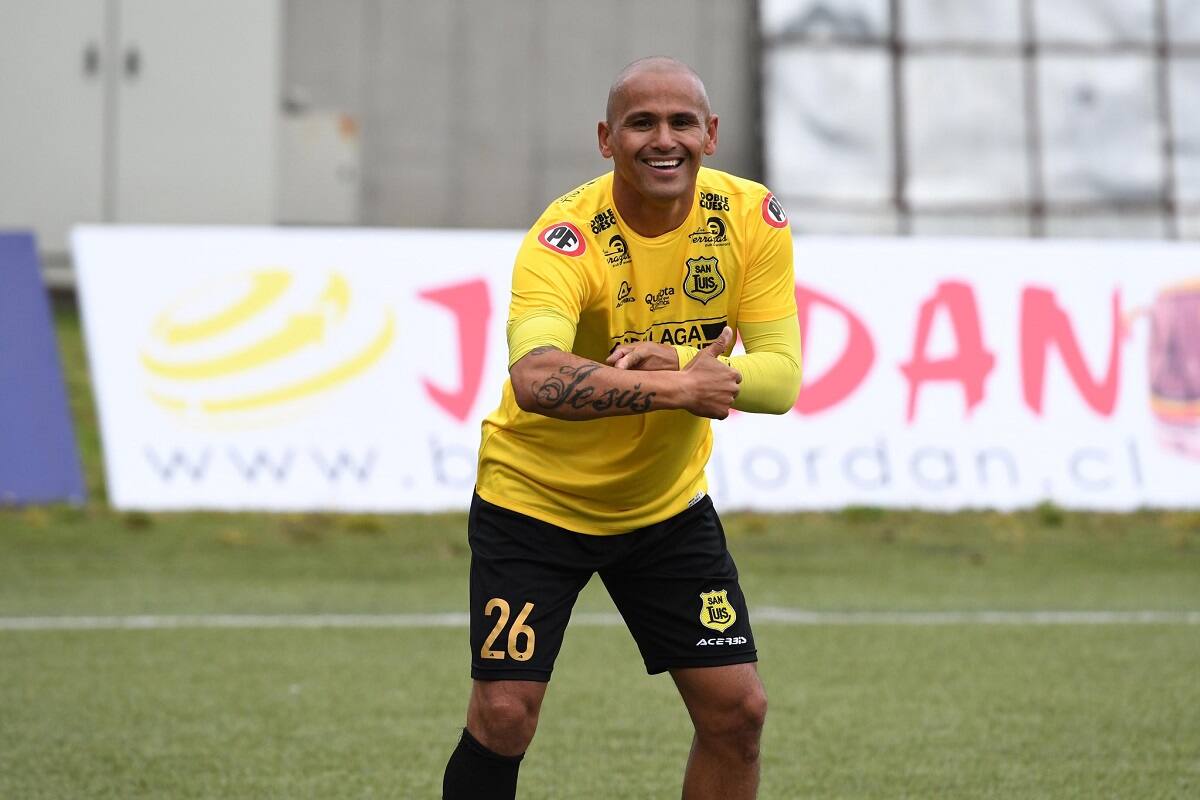 Todos quieren ver a "Chupete" Suazo en San Luis de Quillota. Foto: Instagram San Luis de Quillota.