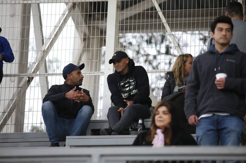 Humberto Suazo presenció el duelo de Universidad de Chile frente a Santiago Morning. Foto: Radio ADN.