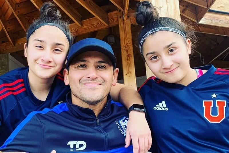 Humberto Suazo asistió al partido entre Universidad de Chile y Santiago Morning.