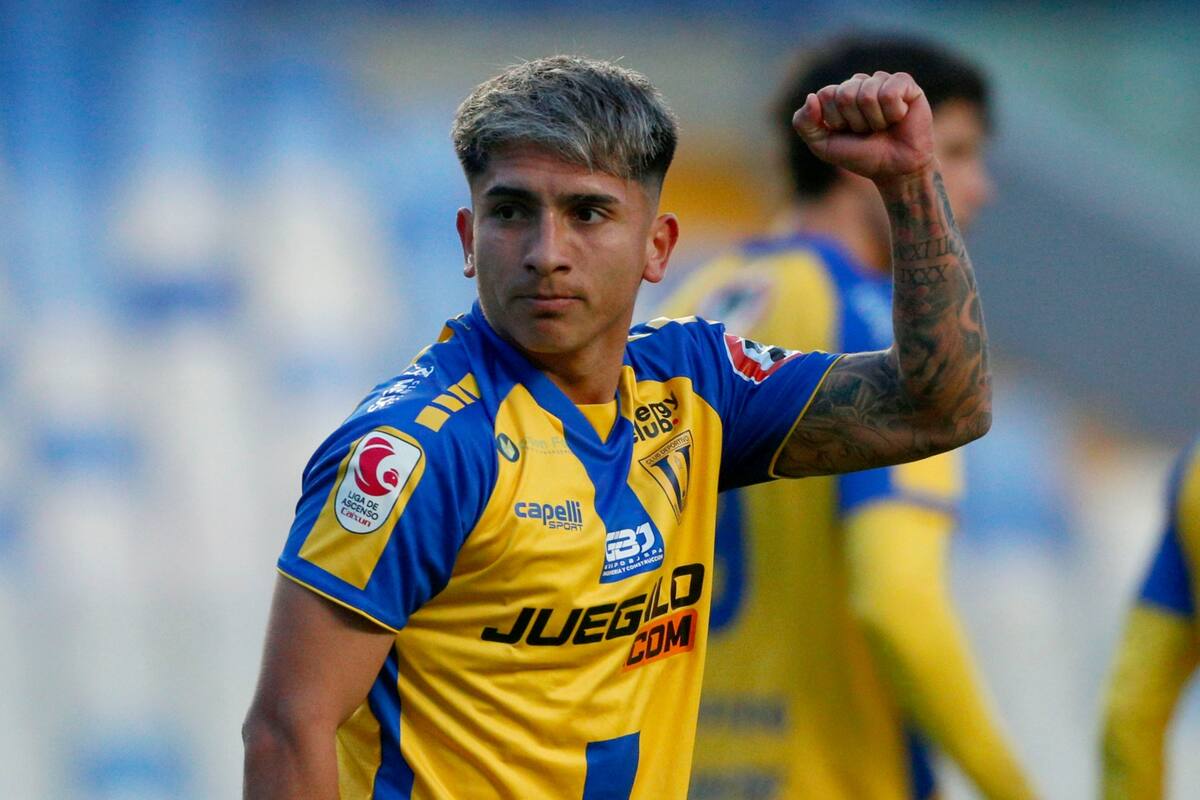 El delantero terminó su préstamo con Universidad de Concepción, por lo que volvió a Deportes Iquique. Foto: Agencia ATON.