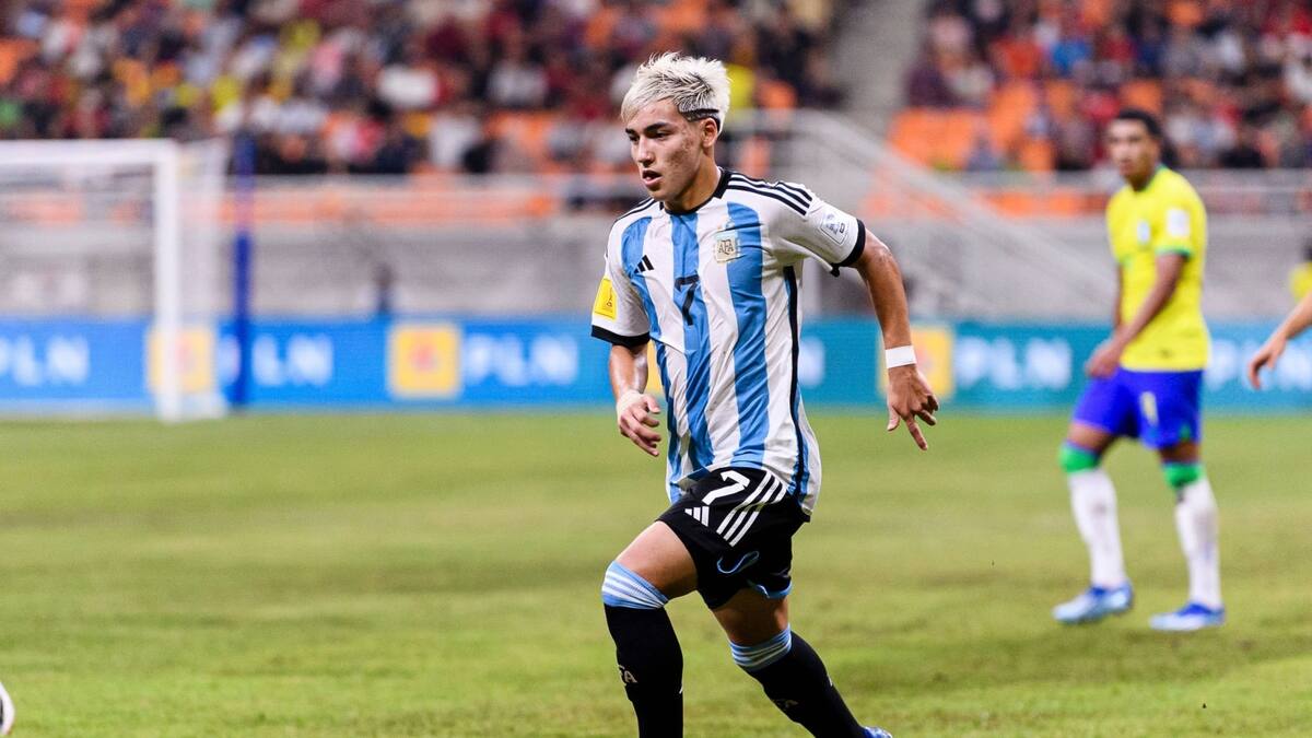 ¿Vendrá al Mundial Sub 20? Rechazó a la Roja, fue cortado en River y podría llegar a la Premier League