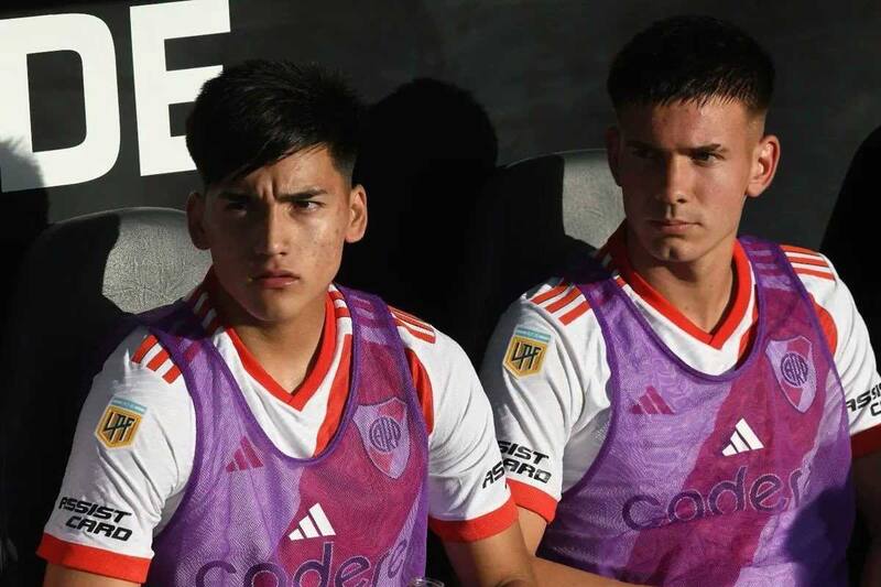 El joven argentino es el "reemplazo" del ahora nuevo jugador de Real Madrid.