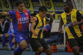 Los 3 tradicionales clubes que están a un solo paso de volver al fútbol chileno para 2026