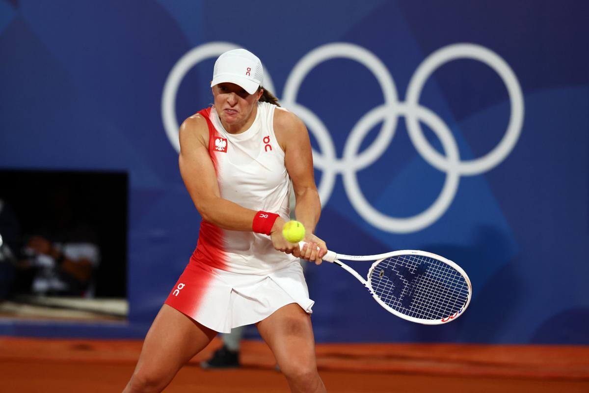 Iga Swiatek va por el oro en el singles femenino de París 2024.