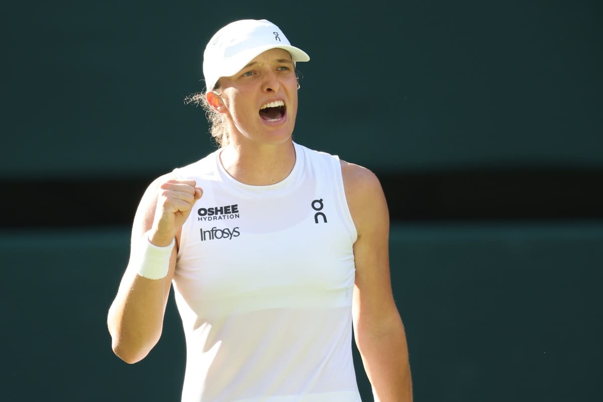 La polaca no le dio chances a Anisimova. Foto: EFE.