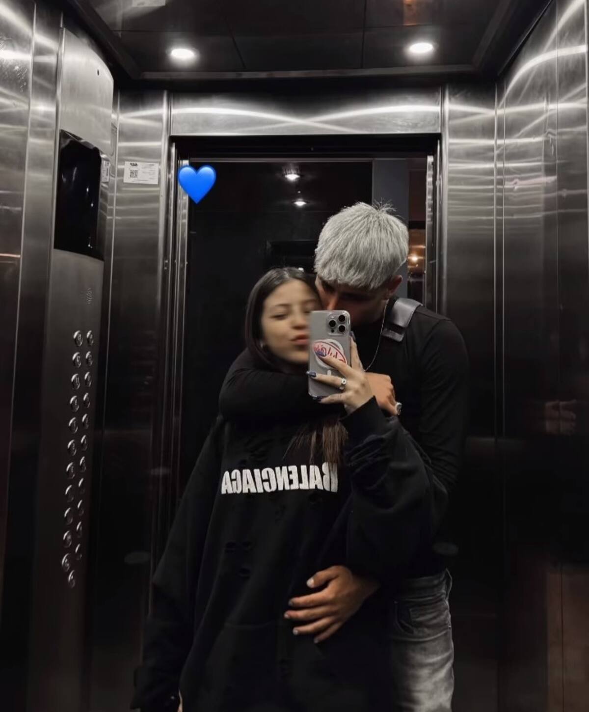 Ignacia Antonia ya no esconde su amor por AK4:20. Créditos: Instagram