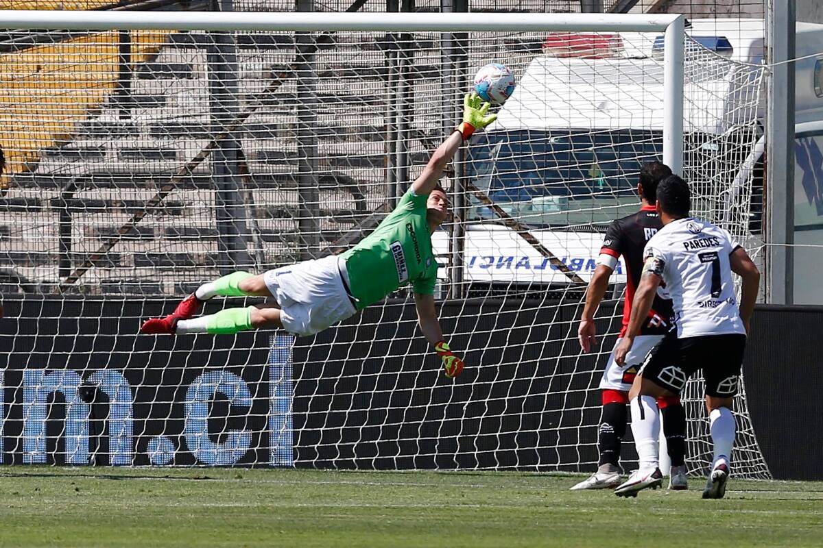 es postulado al arco de Colo Colo.