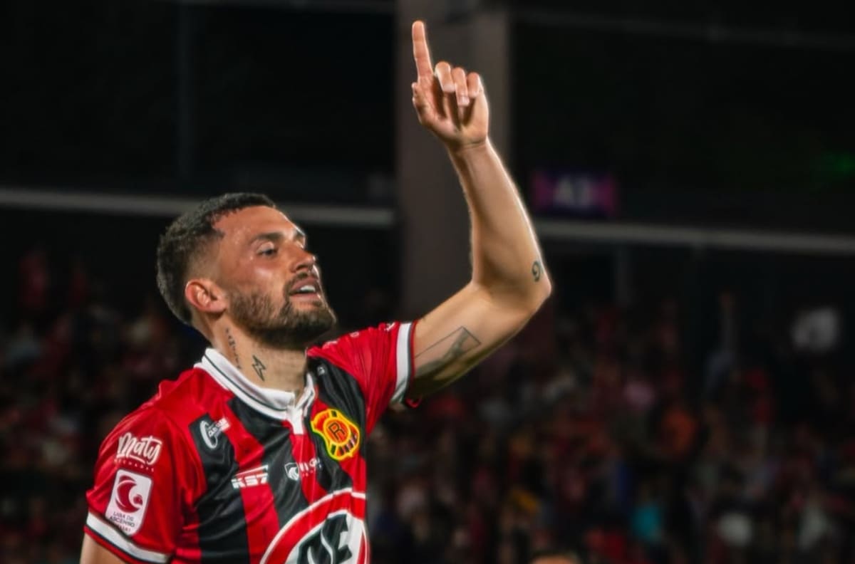 “Lo hicieron mierda en redes”: Rangers rompe el silencio y desmiente la posible salida de una de sus figuras