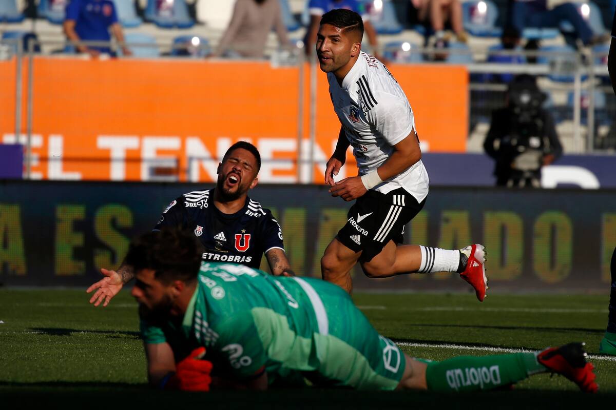 El volante en su paso por Colo Colo. Foto: Agencia Aton.