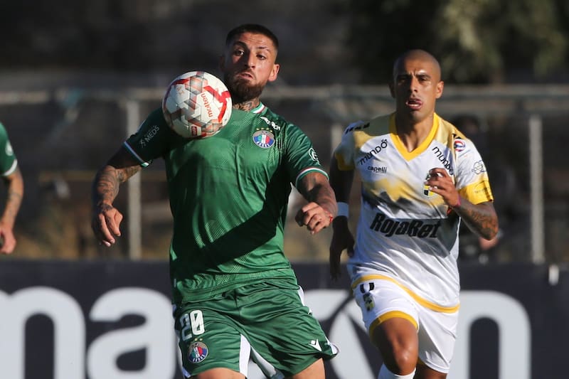 Ignacio Jeraldino busca mantenerse en el fútbol chileno.