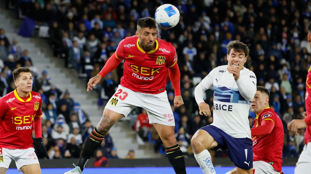 “Lauchero”: ¿A qué delantero del fútbol chileno lo pillaron más veces en offside este 2025?