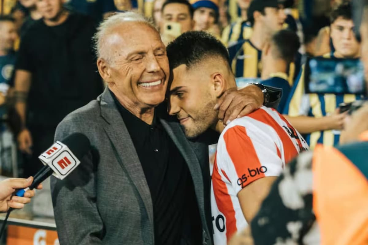 El delantero es hijo del exentrenador de la U, Miguel Ángel Russo. Foto: Prensa Tigre.