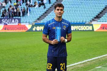 Nacho Saavedra recibió tremendo premio en Rusia y vivió momento inolvidable gracias a una hincha