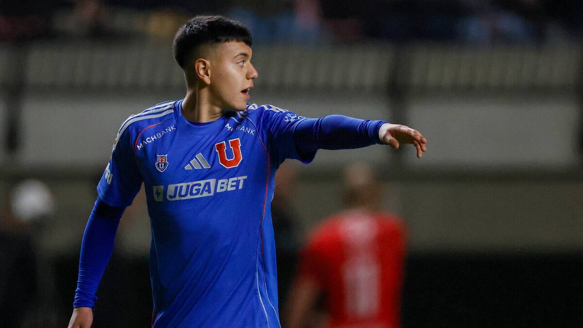 Cambio total para Ignacio Vásquez en la U: “Necesita continuidad como Assadi para brillar”
