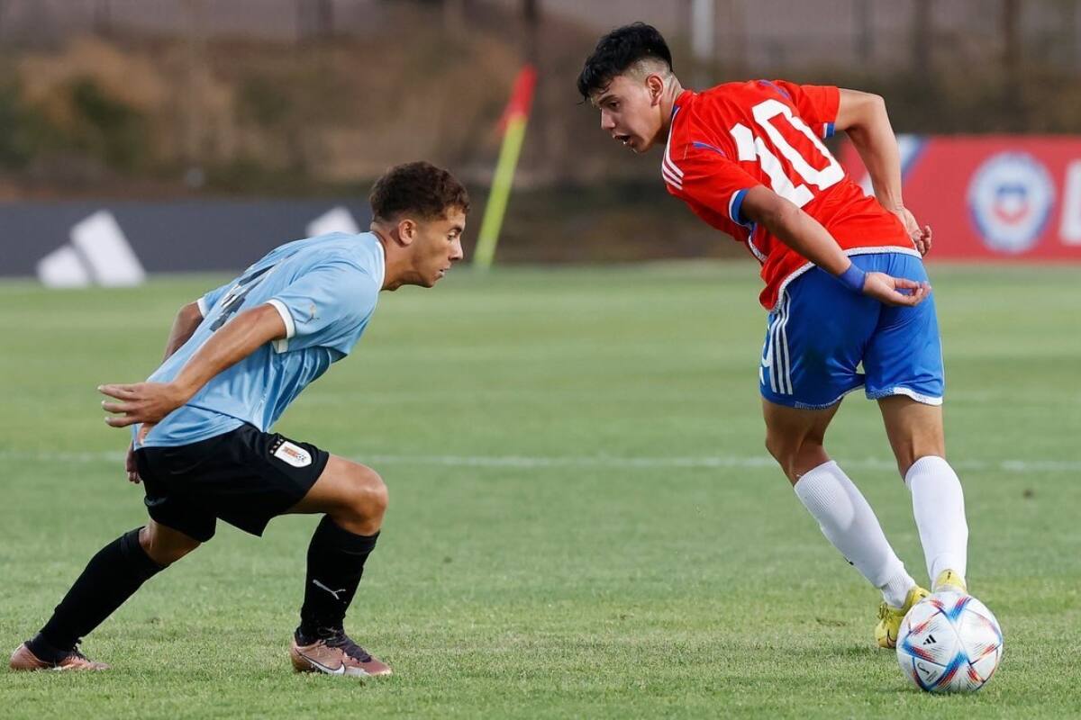 El '10' de La Roja jugará en la U durante el segundo semestre de 2023. Foto: Prensa Selección de Chile.