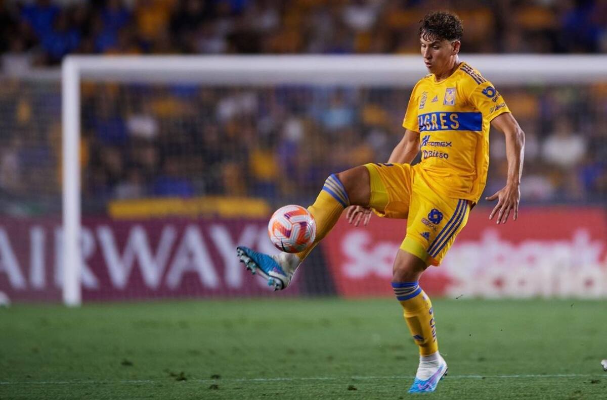 Igor Lichnovsky puede tener radical cambio y ser compañero de criticado jugador de La Roja
