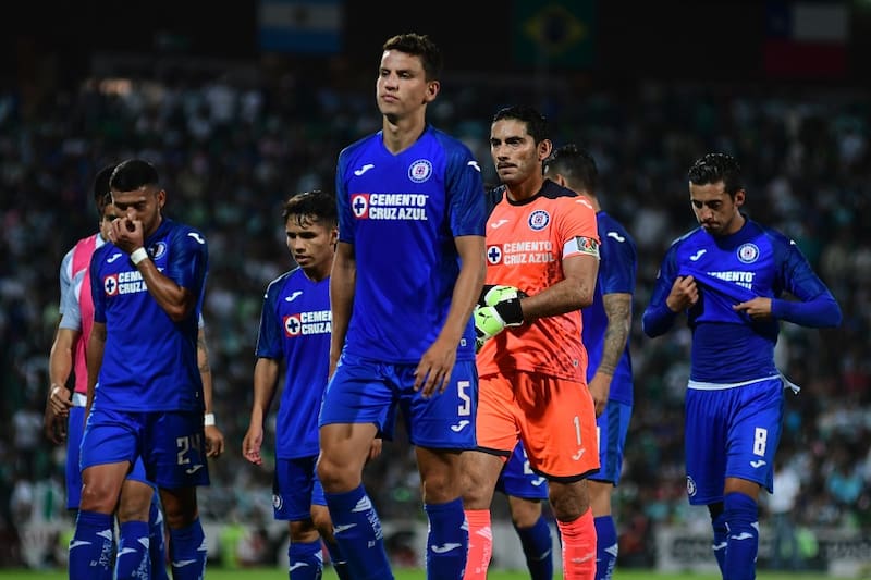 Confesó que fue discriminado por su religión en Cruz Azul.