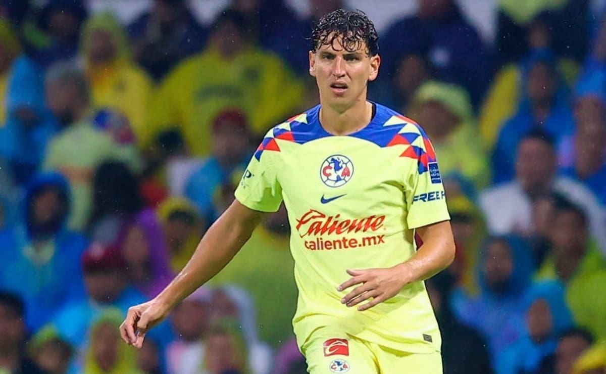 Igor Lichnovsky es duramente cuestionado en el América.