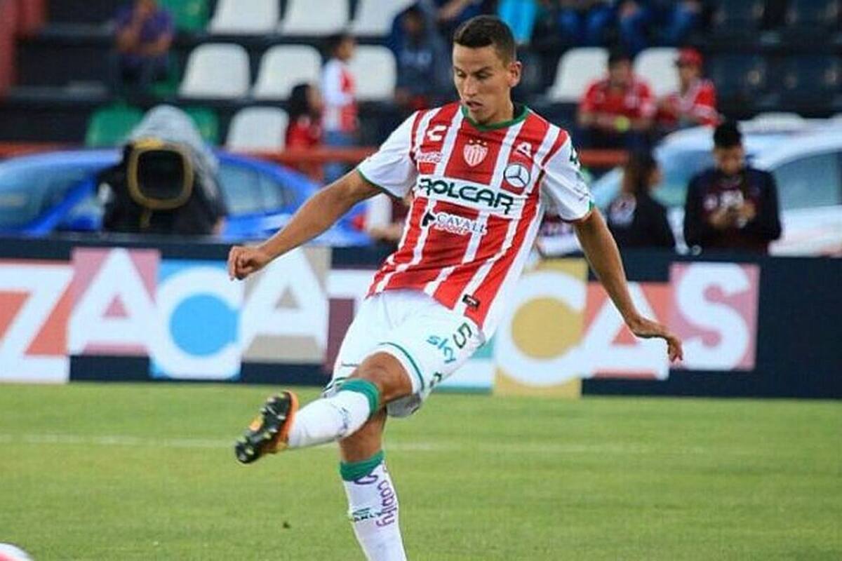 El zaguero en su paso por Necaxa.