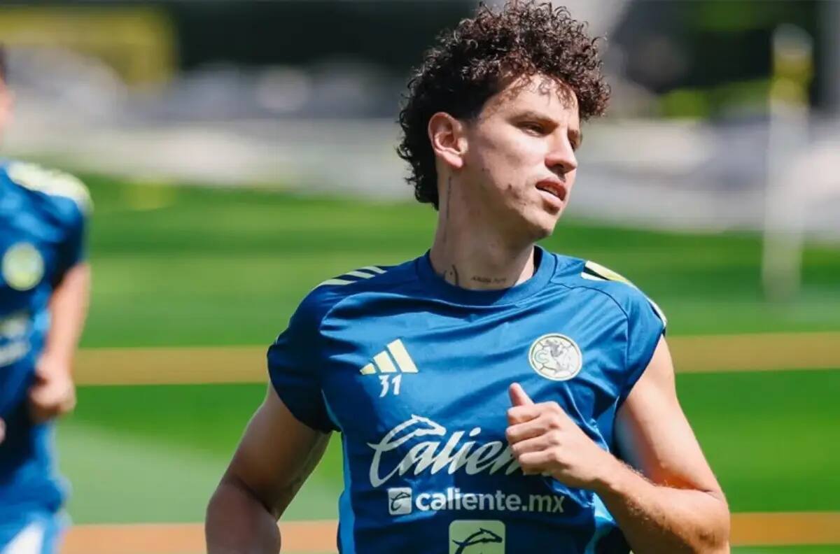 VIDEO | Igor Lichnovsky le hace un enorme guiño a la U en plenas vacaciones